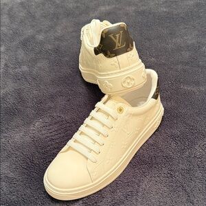 Louis Vuitton Cream Sneakers with Brown Details